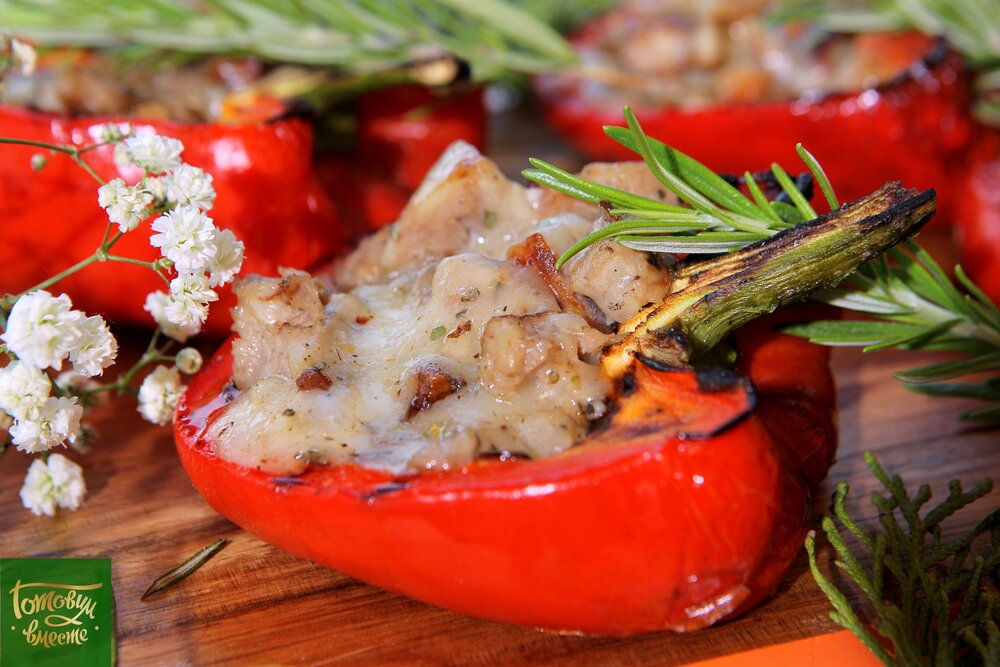 Печеный перец с мясной начинкой. Кулинарио