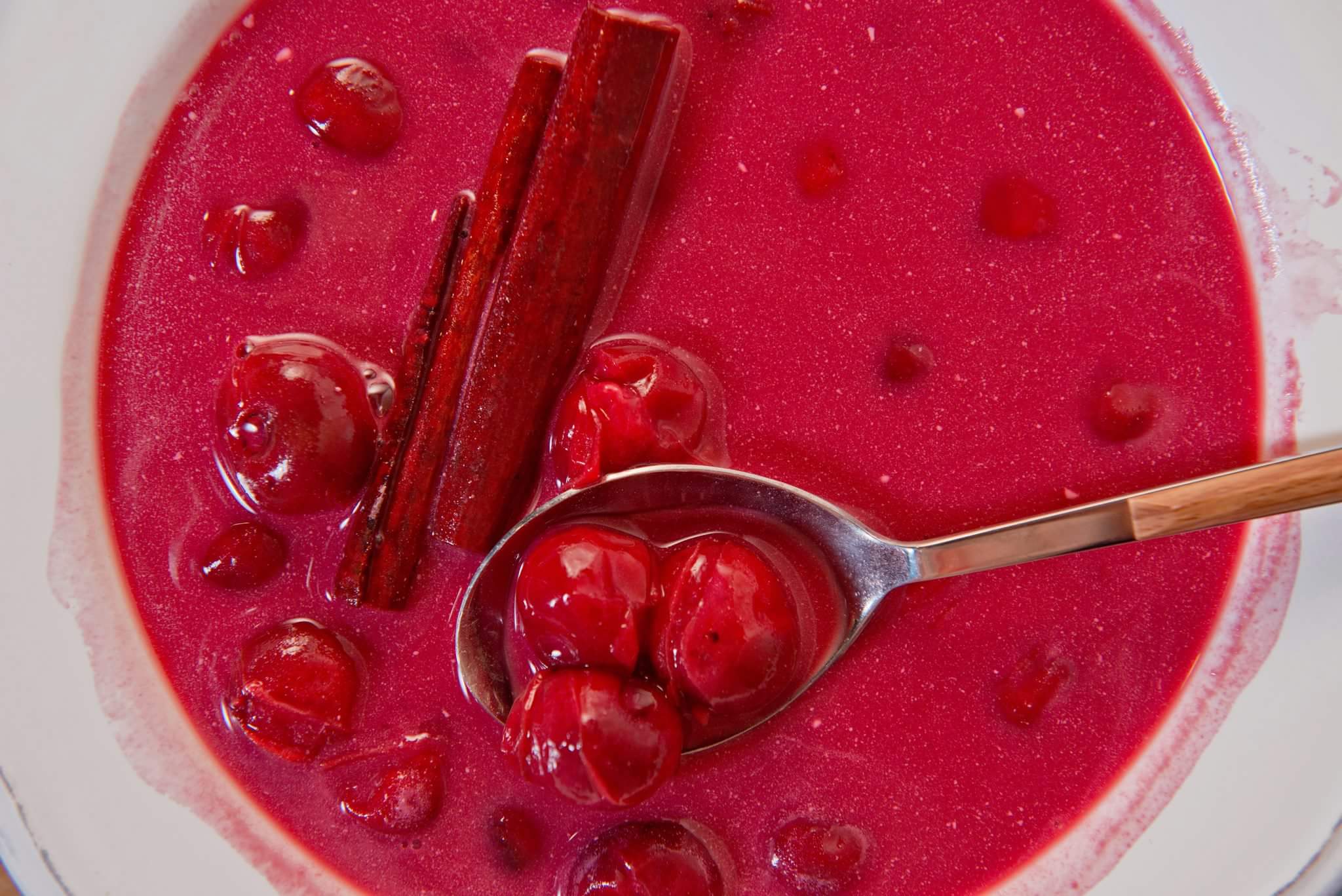 Венгерский вишневый суп рецепт - Даша Малахова. Кулинарио