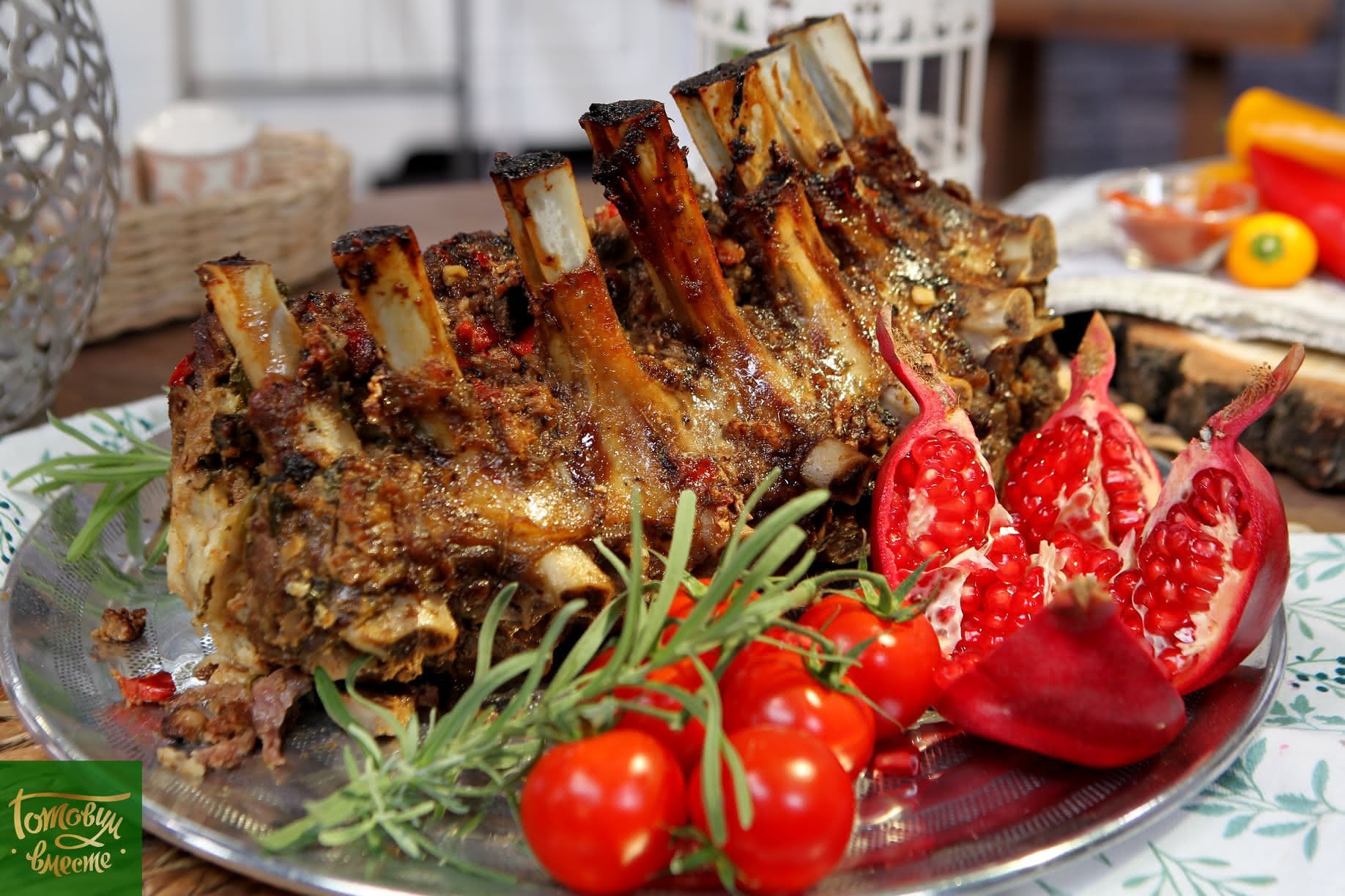 Рулет из говядины на кости