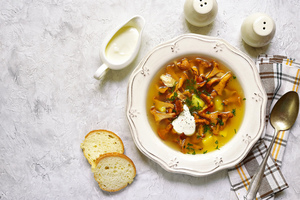 Грибной суп с картофелем и овощами