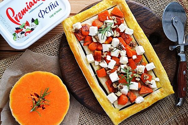 Cлойка с тыквой и сыром фета