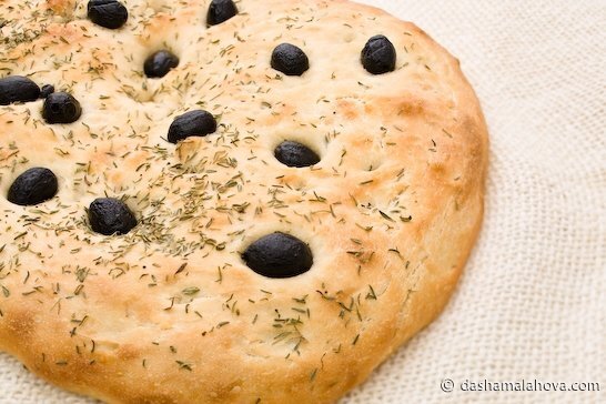 Фокачча с маслинами
