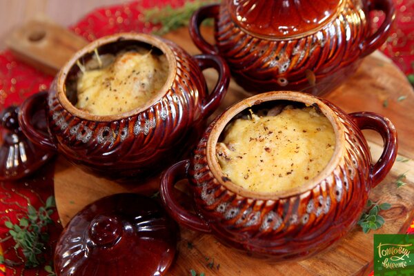 Картофельные галушки с грибами