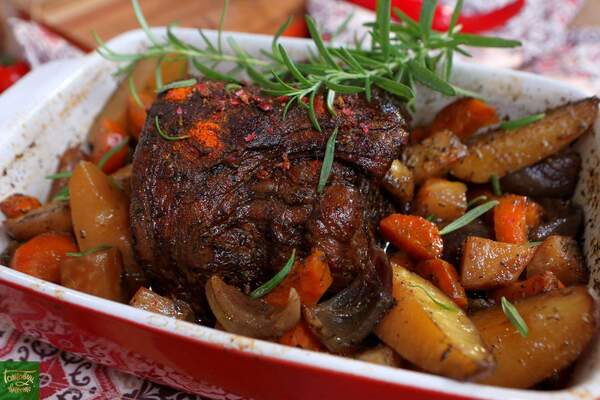 Говядина запеченная с овощами