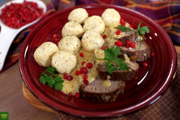 Svichkova with potato dumplings