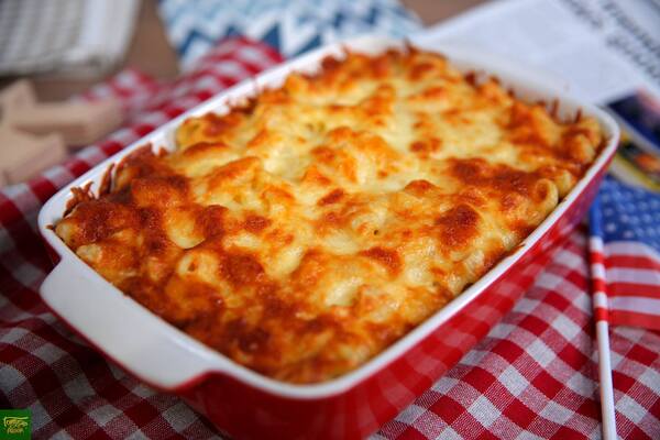 MAC AND CHEESE