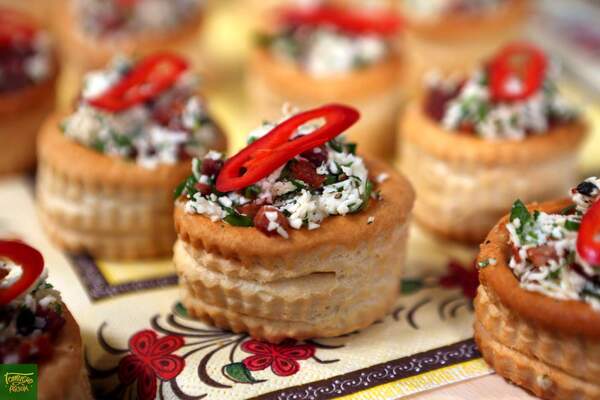 Сирна закуска зі шкварками