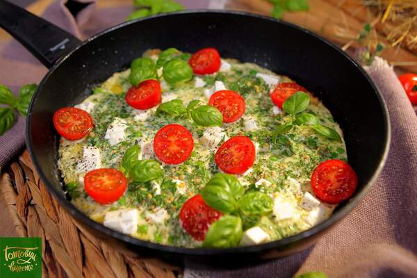 Frittata mit grünen Erbsen und Feta-Käse