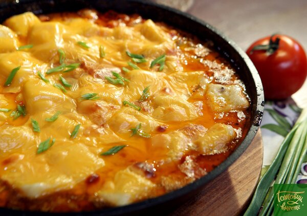 Картофельные ньокки с говядиной и сыром
