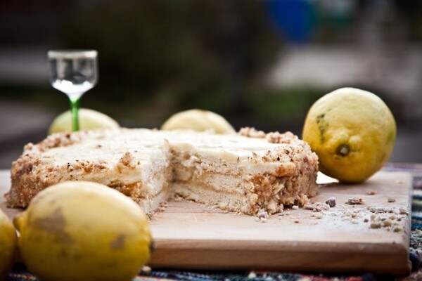 Anke's pie with lemon cream