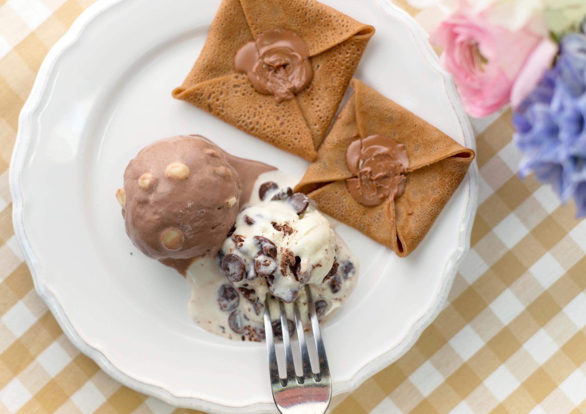 Рецепт Шоколадные блины с шоколадным мороженым